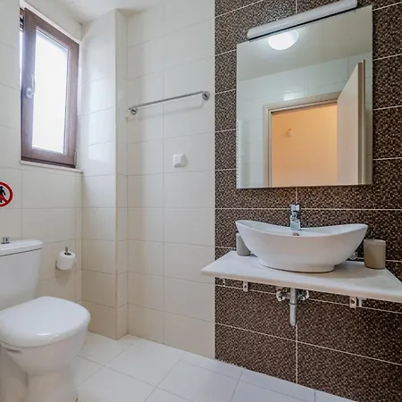 Holiday home & Palaiokastro (Crete)